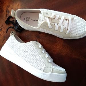 White brand new shoes size 10